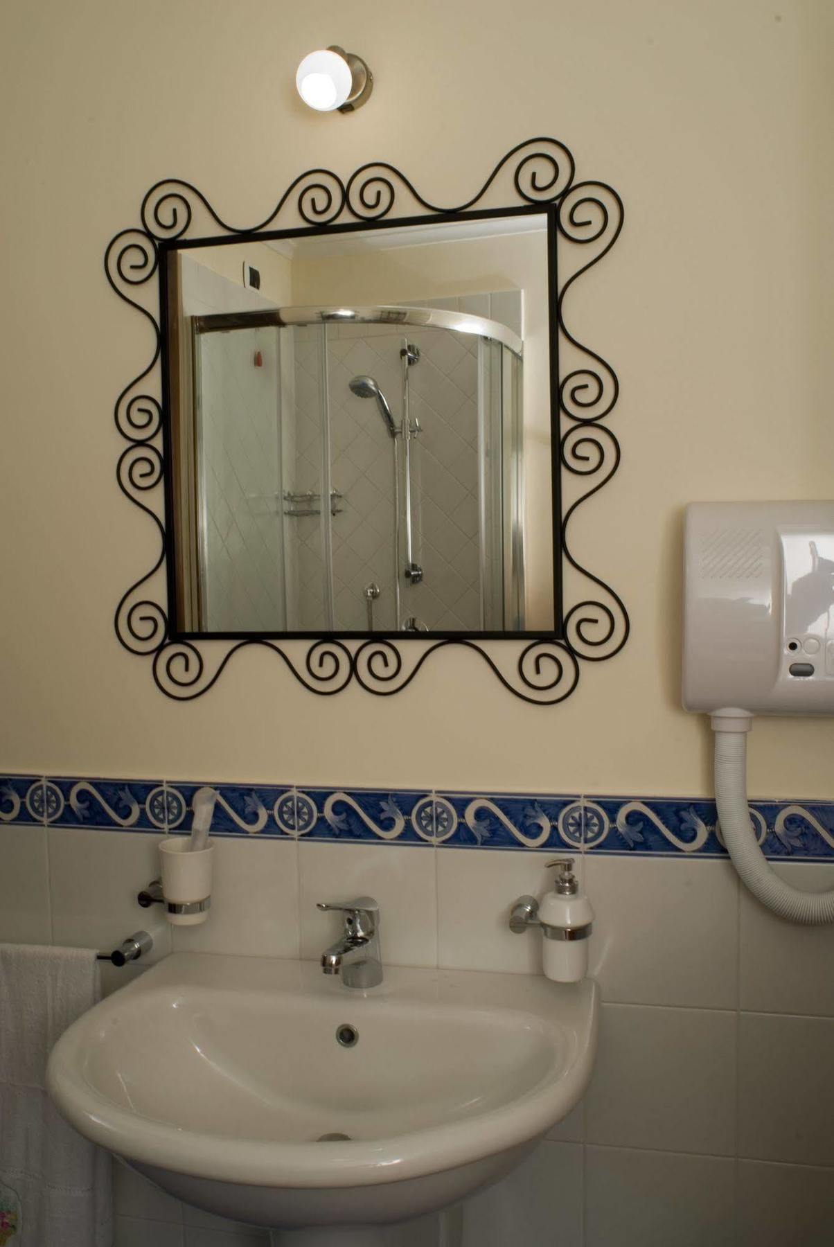 Bed & Breakfast Portanova Napoli Ngoại thất bức ảnh